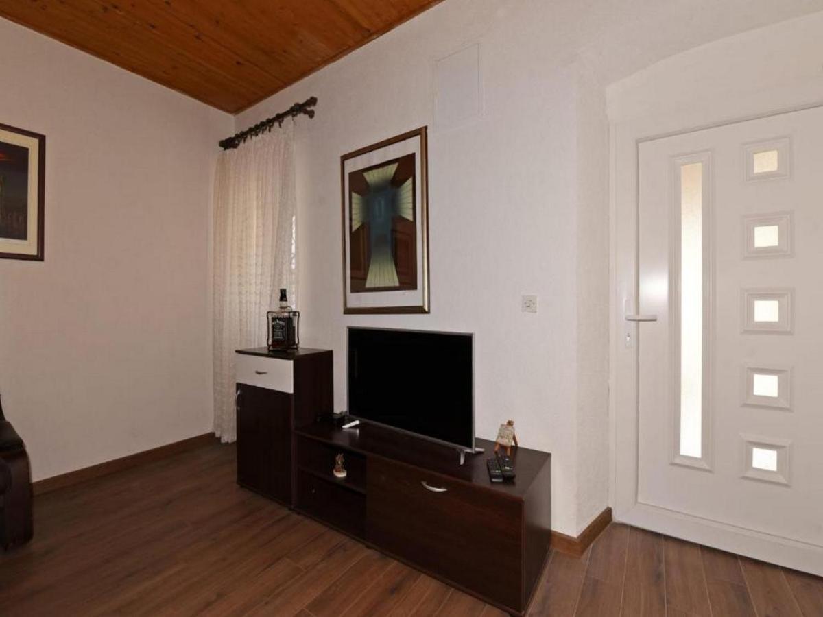Holiday Home Carevic Gornja Brela Экстерьер фото